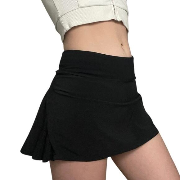 Lululemon Athletica Black Active Tennis & Golf Active Mini Skort - Picture 2 of 8